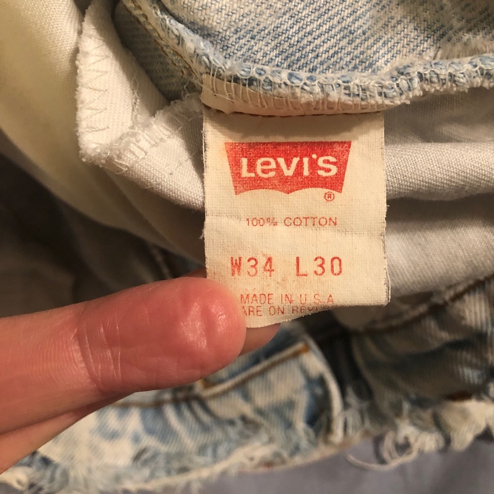 Vintage Levi’s orange tab acid wash cut off distressed jean shorts - Picture 10 of 13